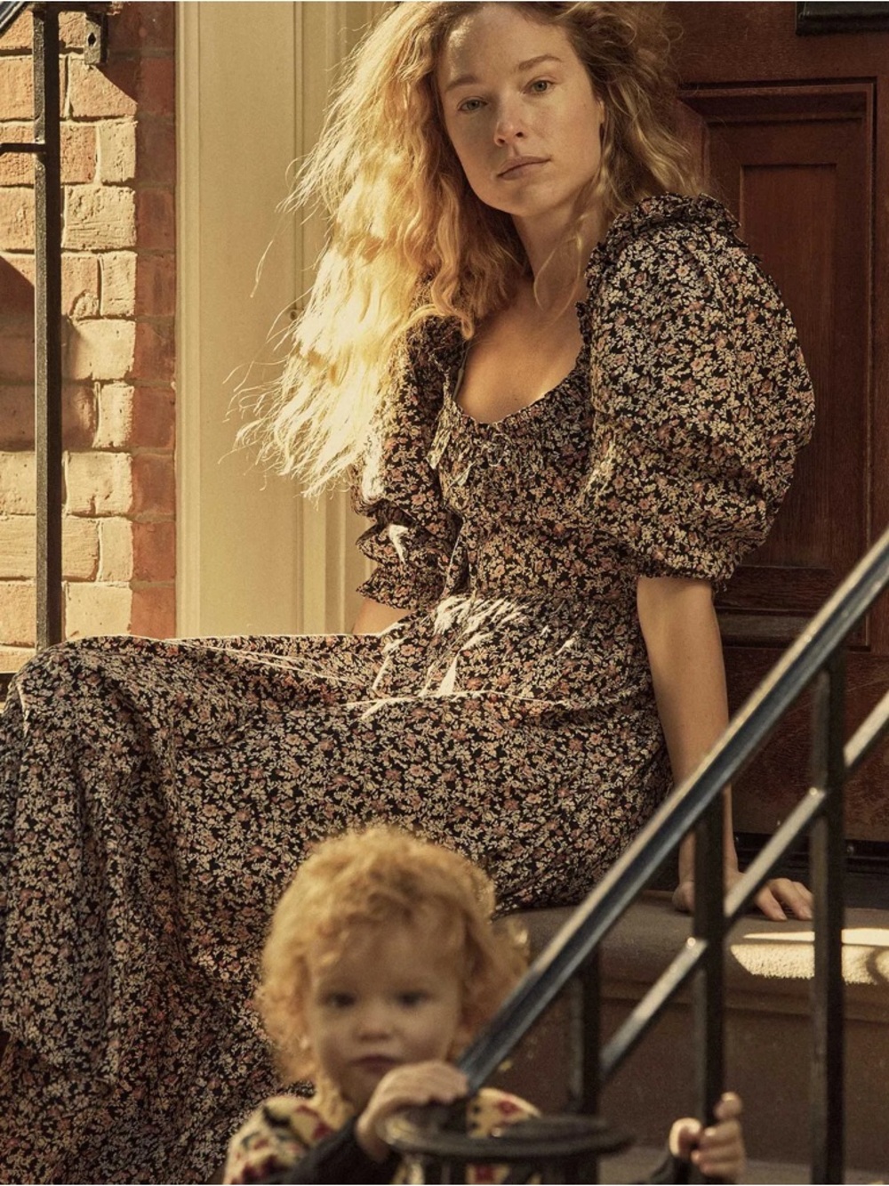 Doen Brooke dress- Floral Puff-Sleeve Maxi Dress in Black and Pink